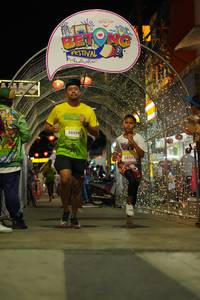 BIB: 50229, 50597
                            <button type="button" onclick="openModal(21831939)" class="btn btn-primary btn-sm float-right btn-popup" data-toggle="modal" data-target=".modal-high-quality">
                        <i class="fas fa-shopping-cart"></i> Add to Cart
                    </button>
                                            <button type="button" onclick="isThisMe(21831939, true)" class="btn btn-success btn-sm float-right btn-popup btn-isme hidden" data-toggle="tooltip" data-placement="bottom" title="นี่คือรูปของคุณใช่ไหม คลิกที่นี่เพื่อเอาเข้าอัลบั้ม">
                        <i class="fas fa-plus"></i> Add to album
                    </button>
                    <button type="button" onclick="isThisMe(21831939, false)" class="btn btn-warning btn-sm float-right btn-popup btn-isnotme hidden">
                        <i class="fas fa-ban"></i> Remove from album
                    </button>